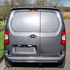 Spoiler doblo