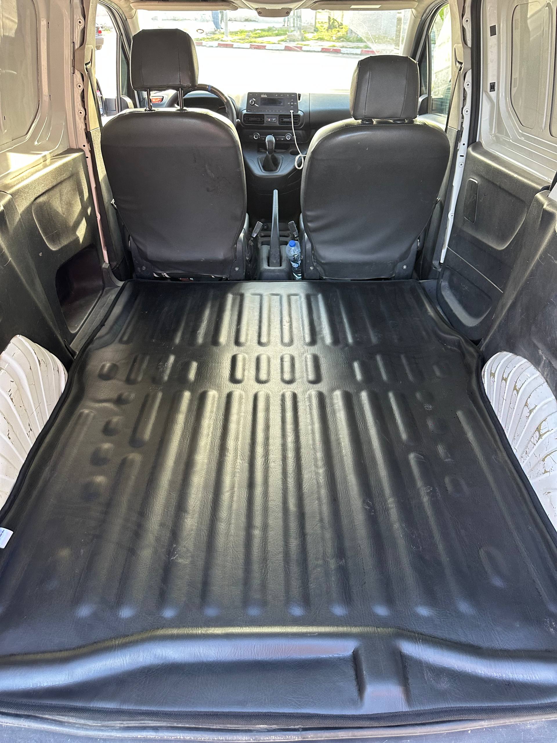 TAPIS ARRIERE NAWFELAUTOPLUS