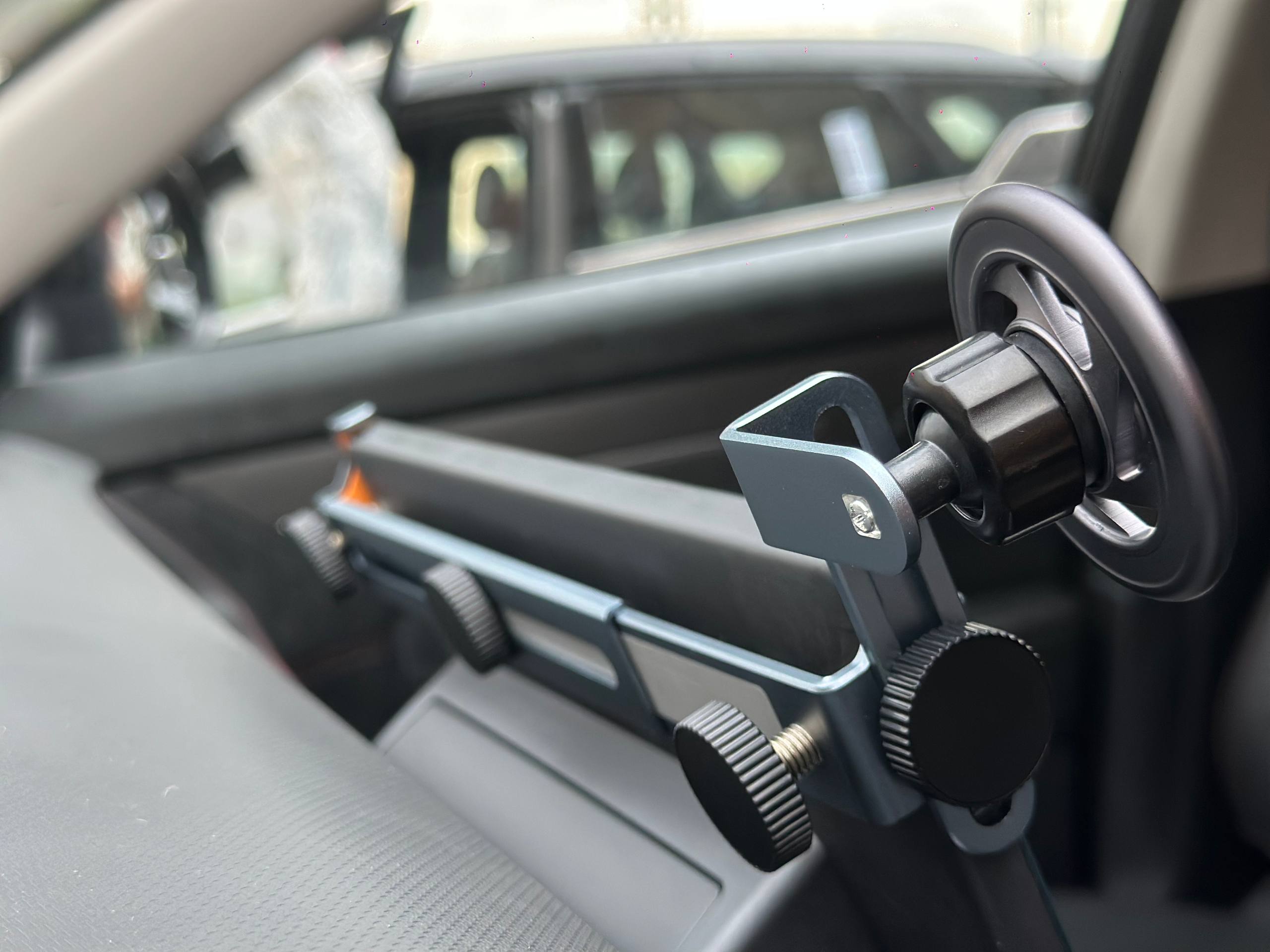Support Mobile Voiture – الراحة والأمان في كل سواقة